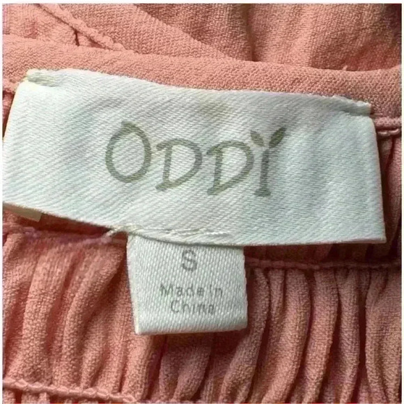 Oddi Women's Pink Smocked Tunic Blouse Size Small - Picture 4 of 5